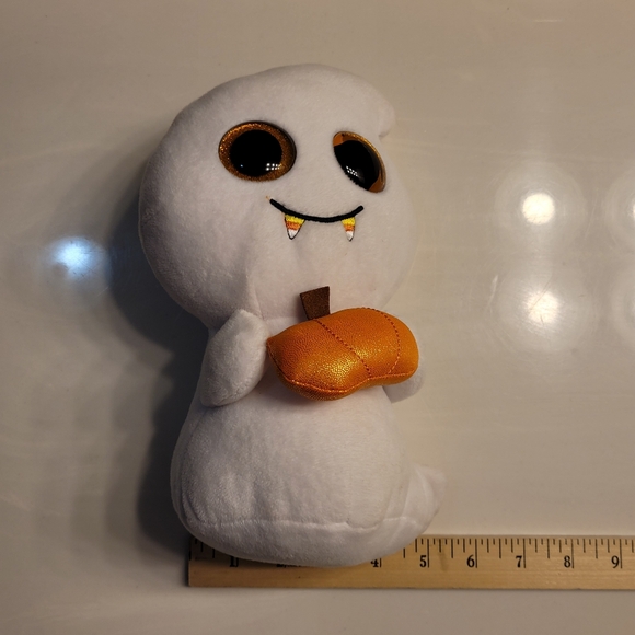 TY BEANIE BOO Scream The Plush Ghost Holding A Pumpkin (Approx 9.5 inches) - Picture 11 of 13
